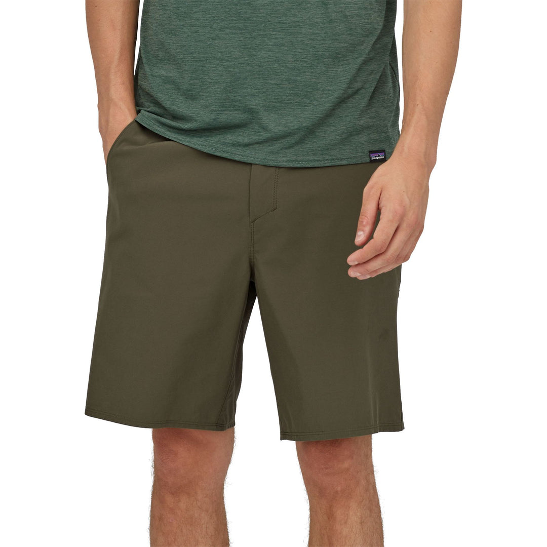 Patagonia Men's Hydropeak Hybrid Walk Shorts - 19in Basin Green Image 03